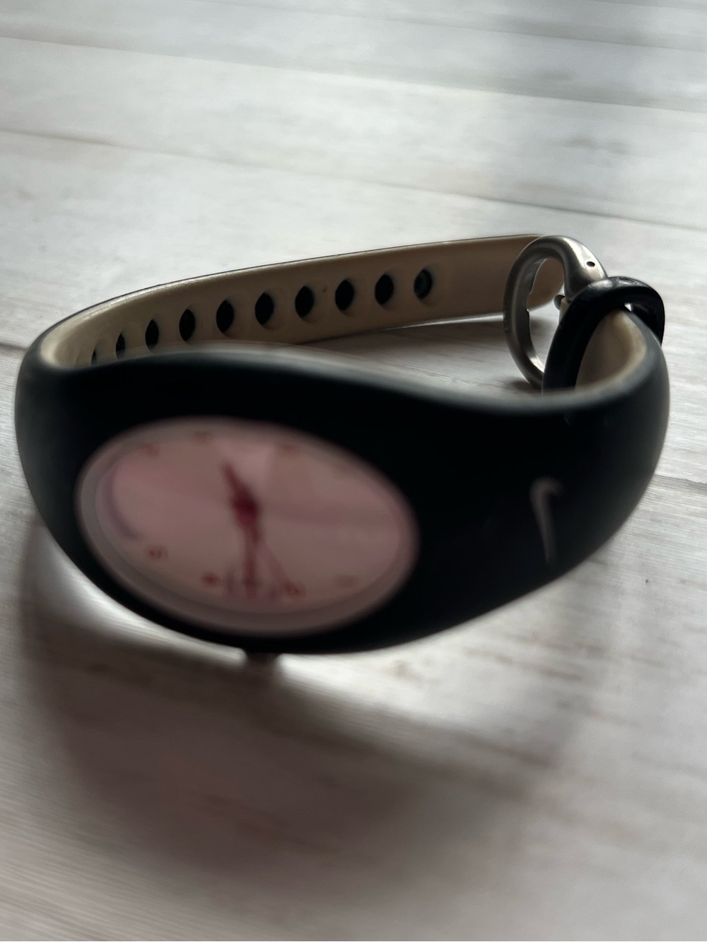 Vintage Nike Black Silicone Watch with Pink Dial and Red Hands - Picture 2 of 11